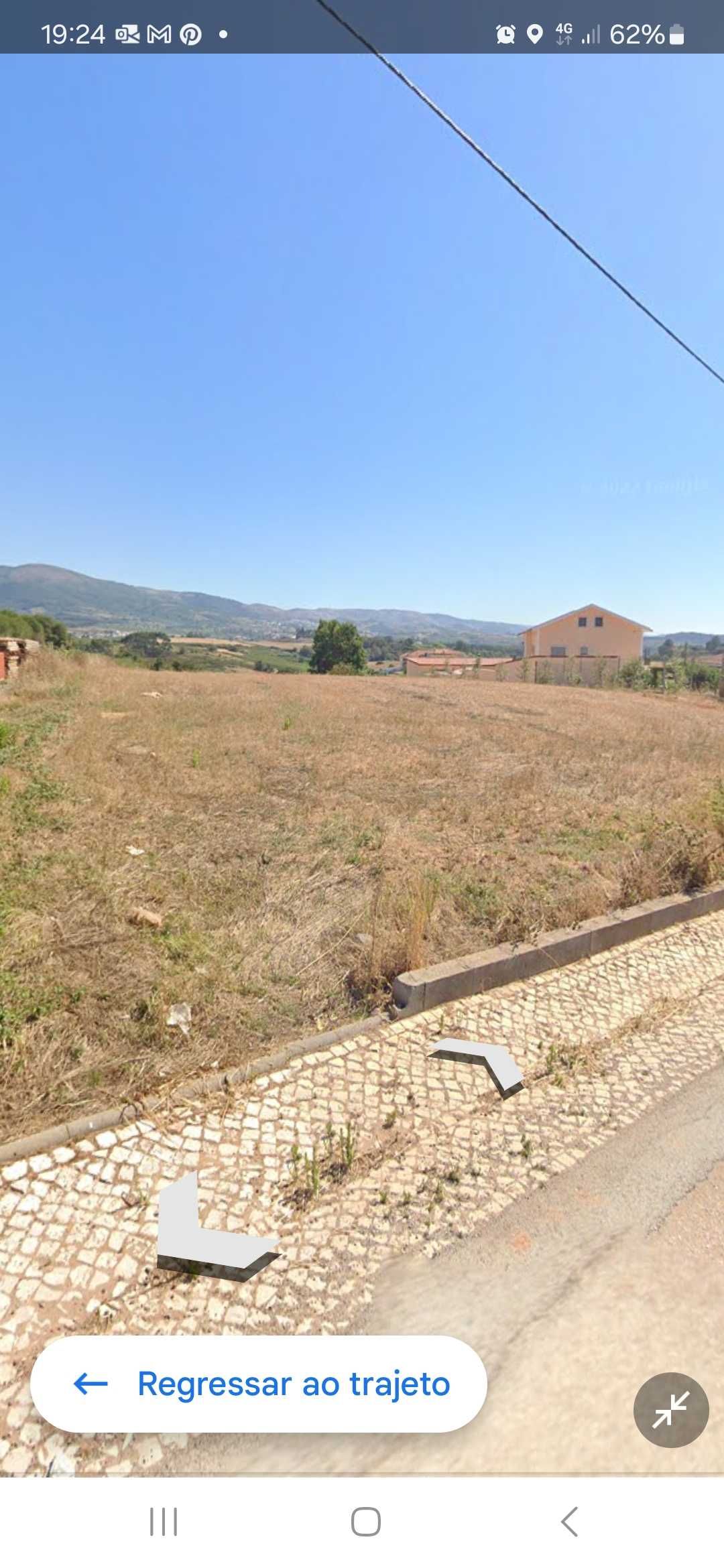 Terreno urbano com exelente vista para a serra de Montejunto