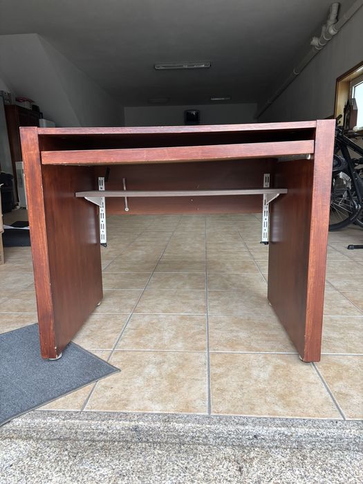 Secretaria em madeira