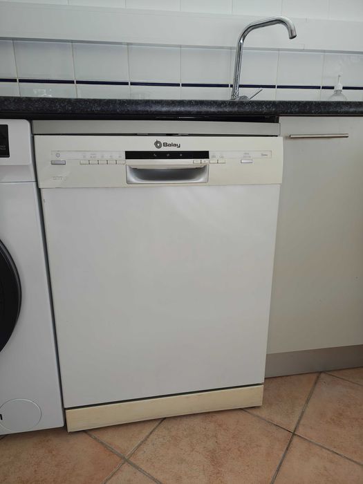 Máquina Lavar Loiça Balay 3VS703BA/80 A++