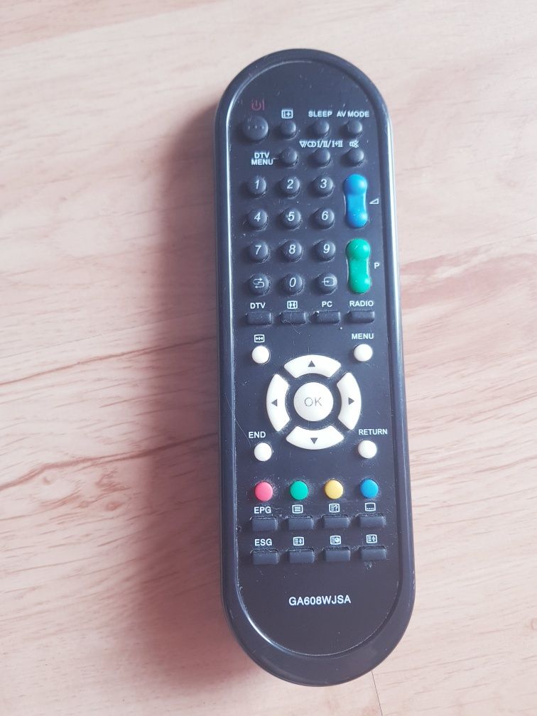 Pilot do telewizora Sharp GA608WJSA.