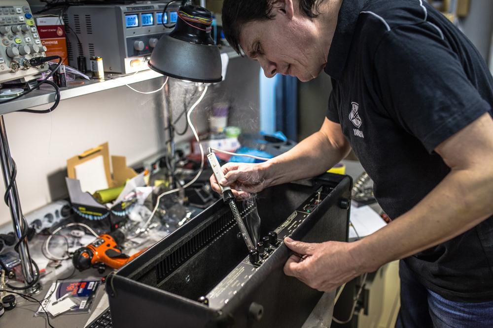 Ремонт підсилювачів, центрів, магнітол, DVD кінотеатрів, сабвуферів