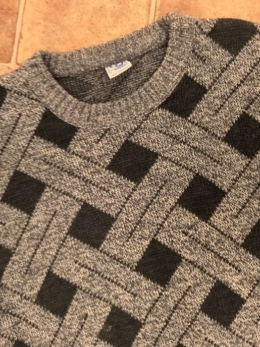 Sweter chłopięcy 158-164