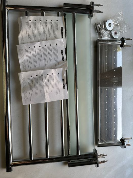 Conjunto Cosmic suportes e toalheiro casa de banho