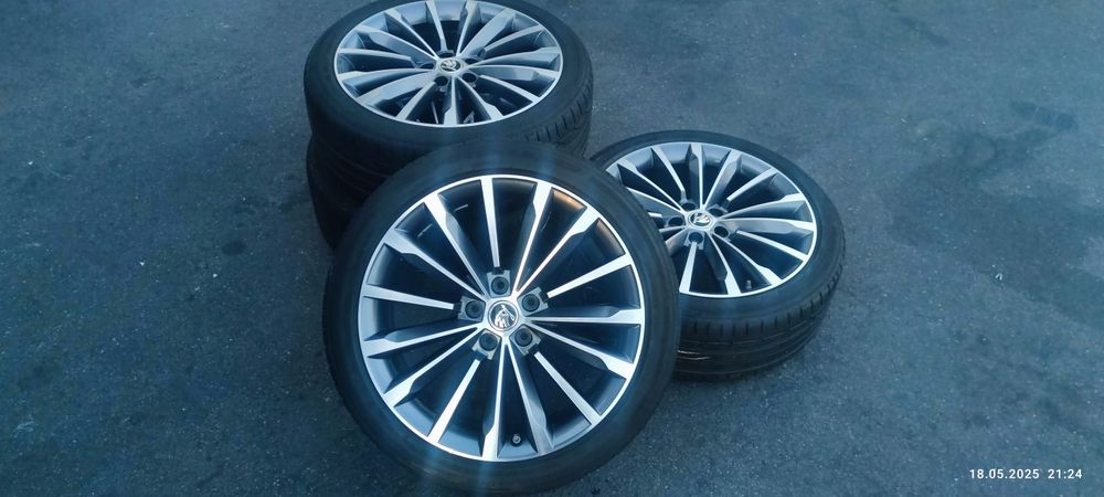 Skoda Superb  235 40 19, диски Phoenix 5 112 19