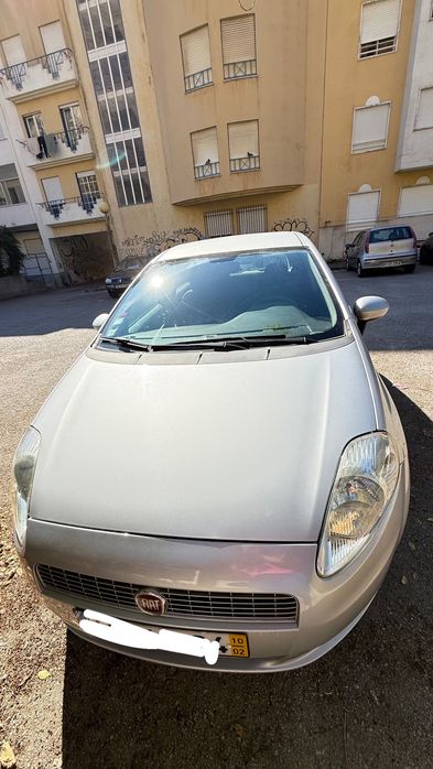 Fiat Punto bem conservado