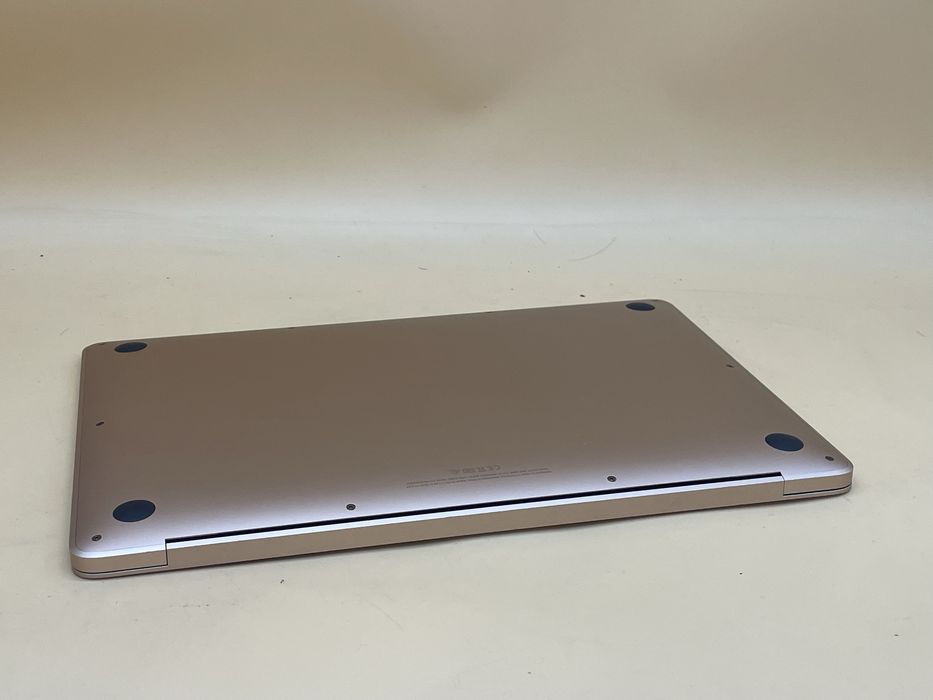 Macbook air 2020 m1 512 ssd стан на фото