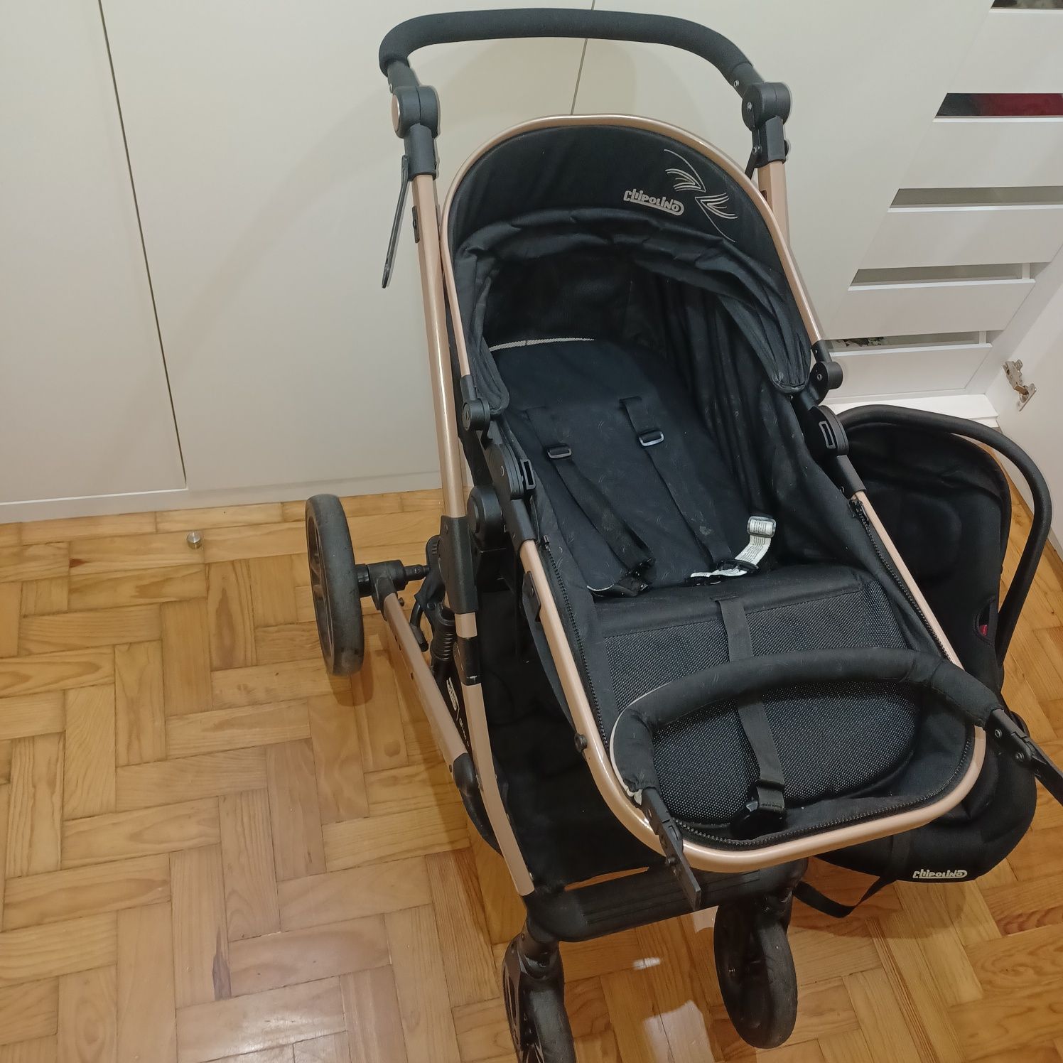 Carrinho de Bebé CHIPOLINO Amore Obsidian Gold 3-em-1