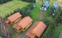 Działka 1414m2*dwa domy piętrowe 70m2*3 domki parterowe 40m2 GRATIS*