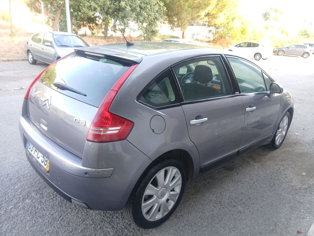 Citroën C4 Executive 1.6 HDI