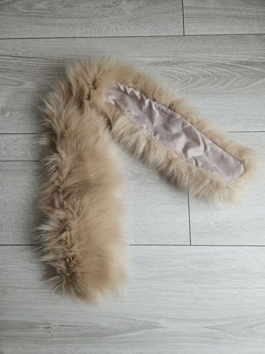 Przypinka do kurtki/płaszcza