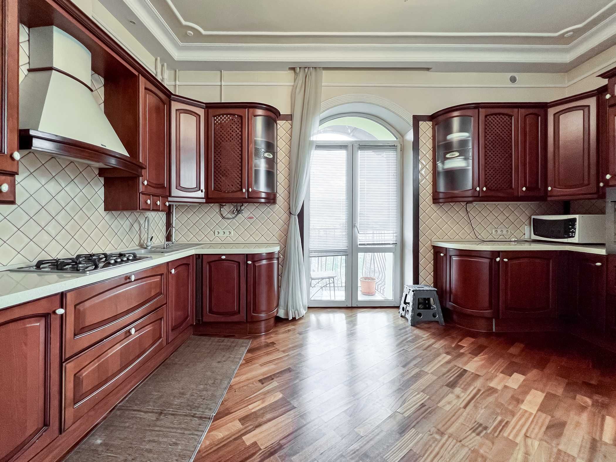 Оренда, вул. Ярославів Вал, 14г, 4 кімнати, 150 м, Kiyv rent apartment
