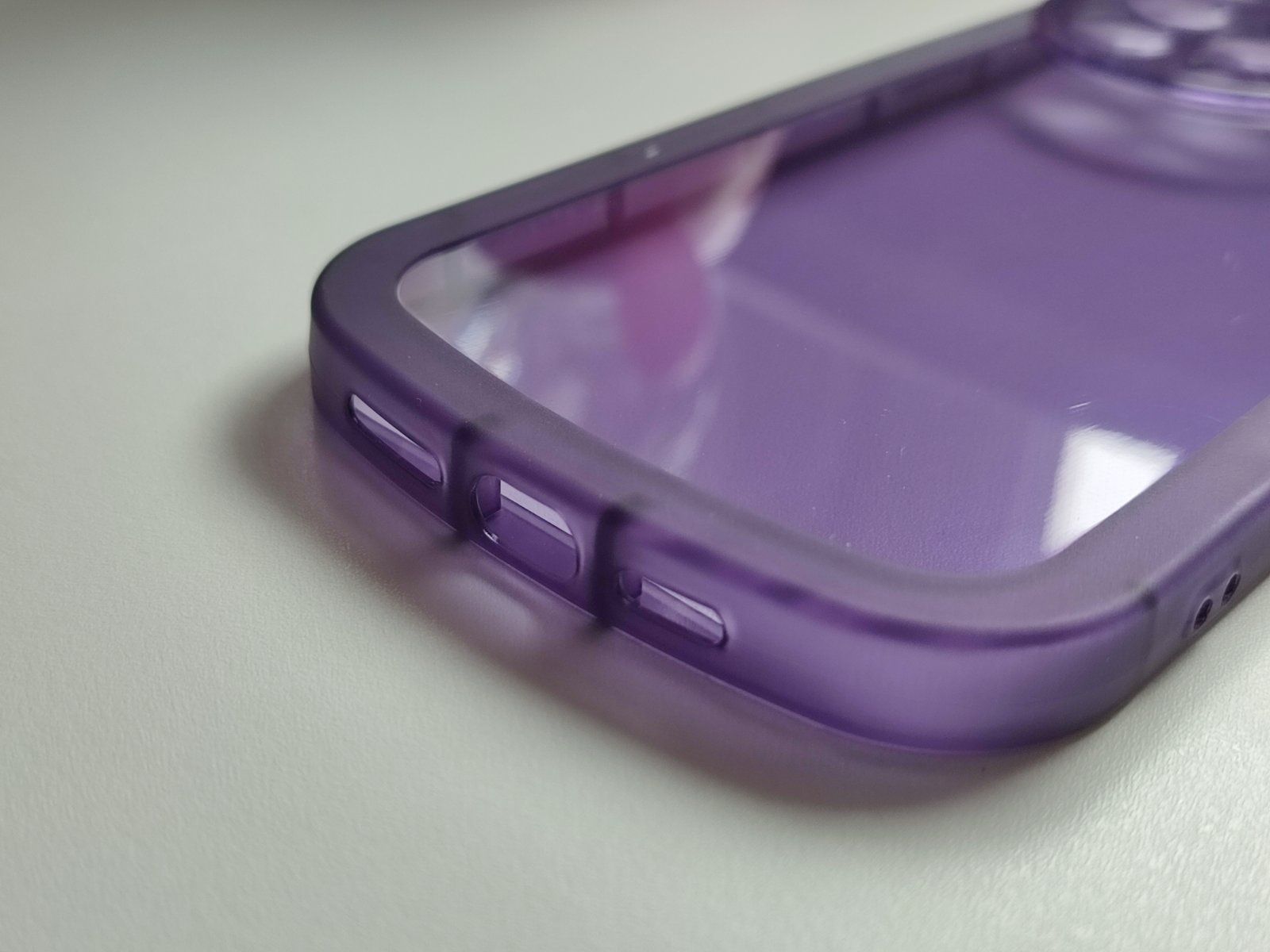 Чехол полупрозрачный для iPhone 12 Pro Max фіолетовий новий!!!