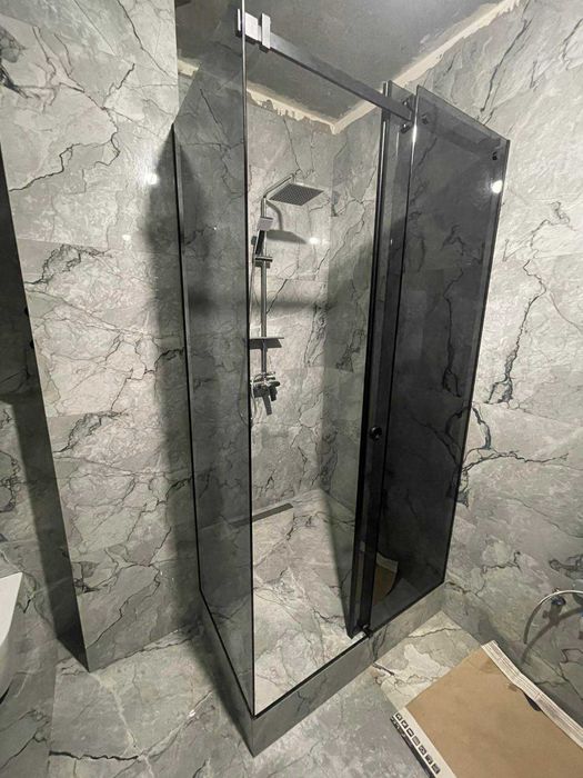 Душові кабіни під замовлення