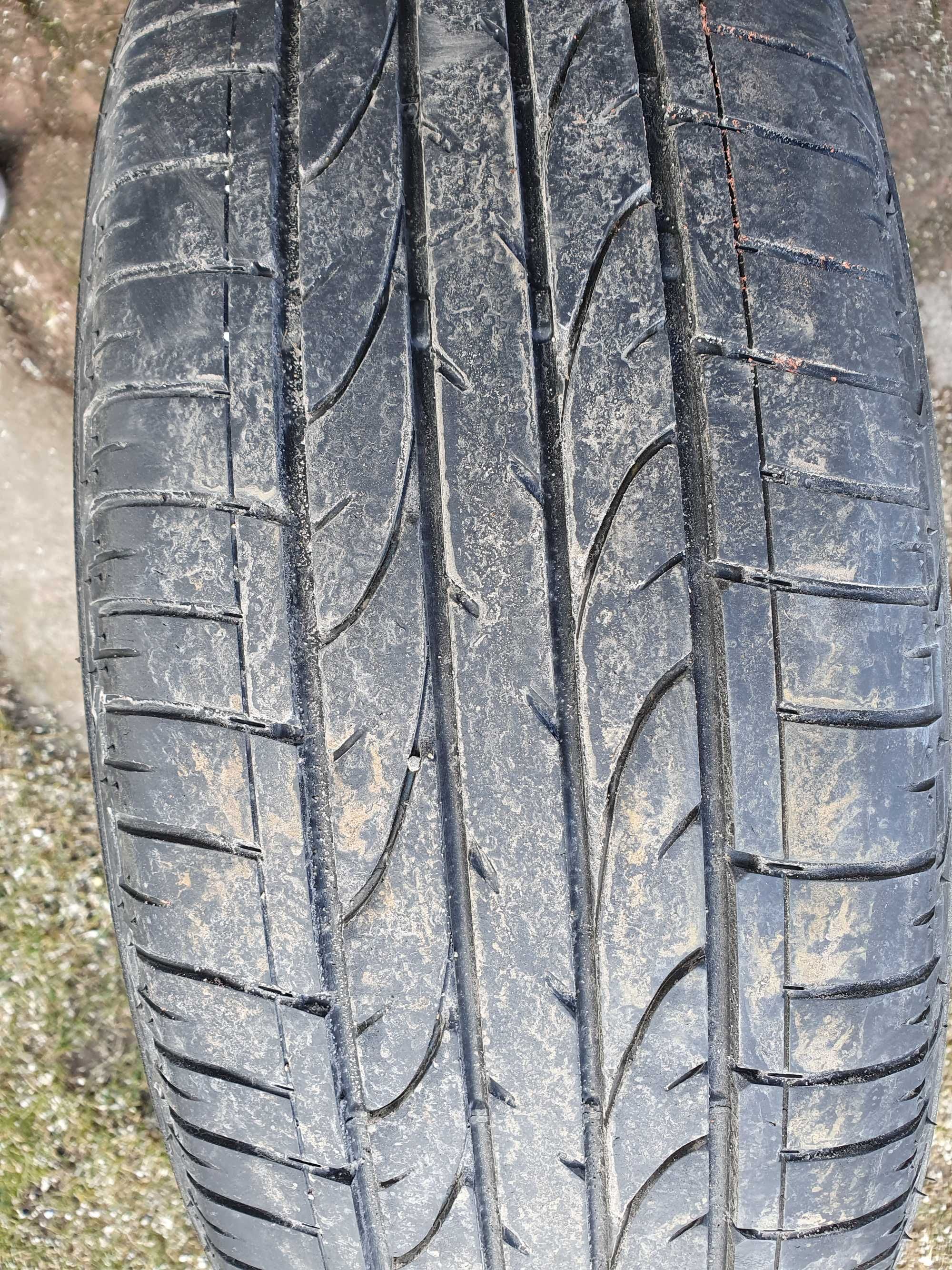 Sprzedam Opony letnie 4 szt BRIDGESTONE 215/60/17