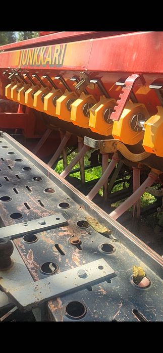 ПРОДАМ СІВАЛКУ Junkkari Simulta 2500 NL