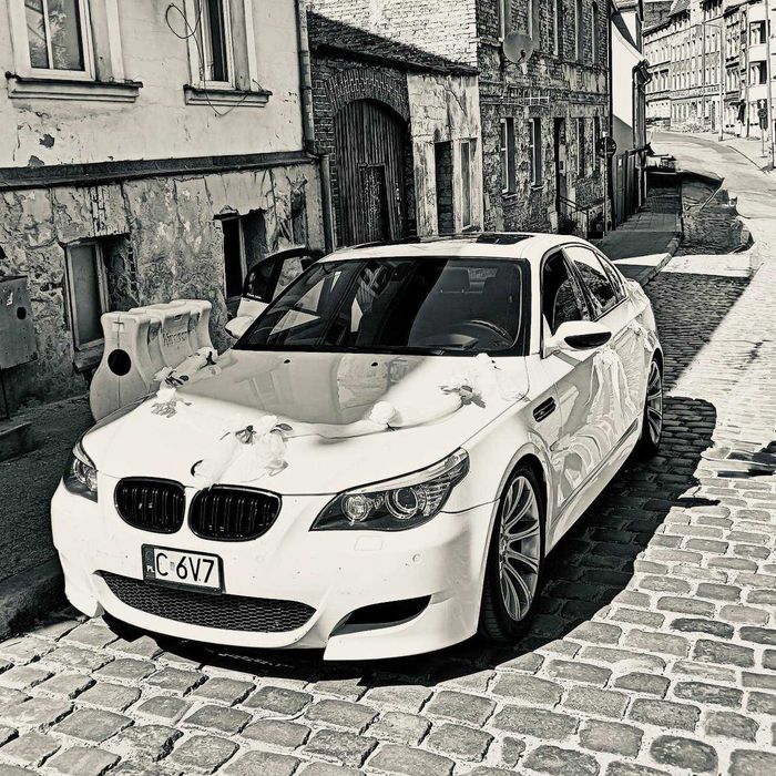 BMW M5 V10 M3 Wynajem auta na ślub Prezent na urodziny kawalerski