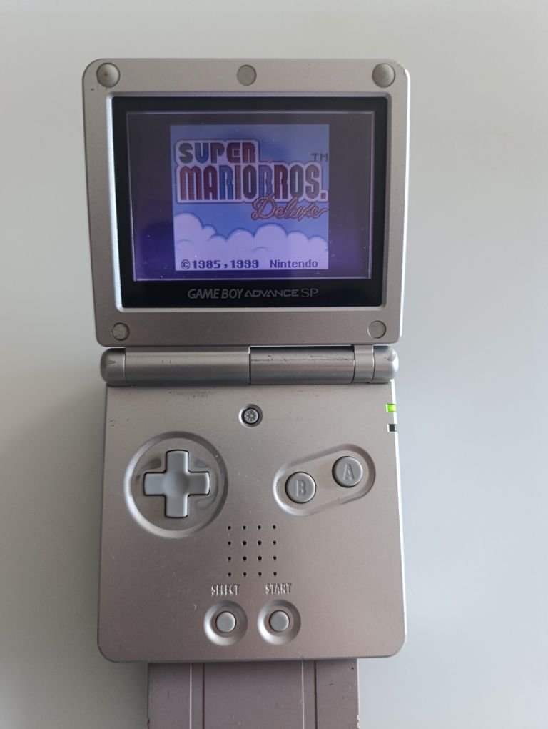 Gameboy advance sp game boy Nintendo Mario NES retro