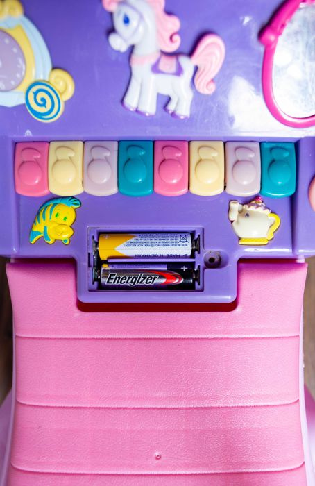 Jeździk pchacz grający, interaktywny.