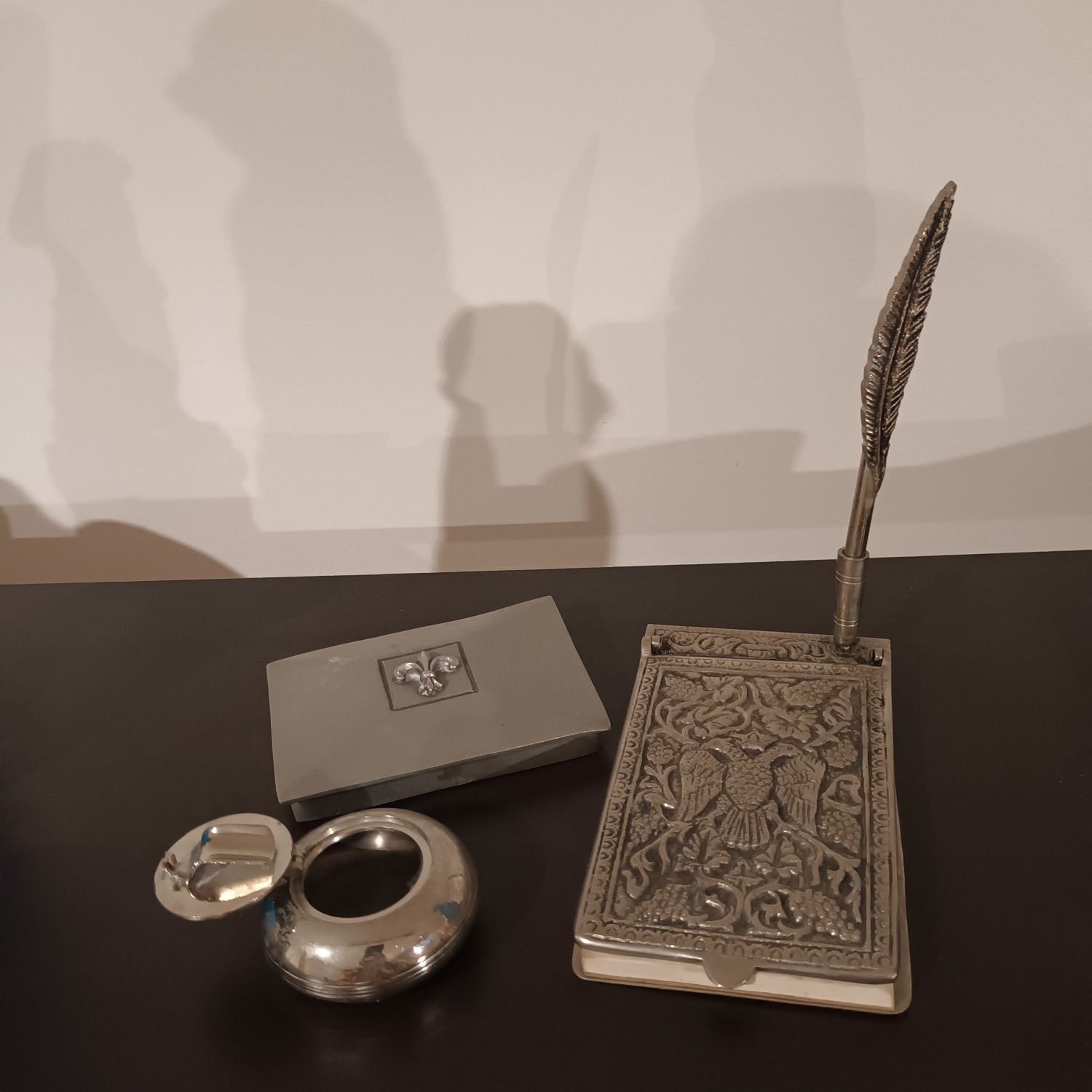 Agenda de secretária em metal cinzeiro de bolso e cigarreira