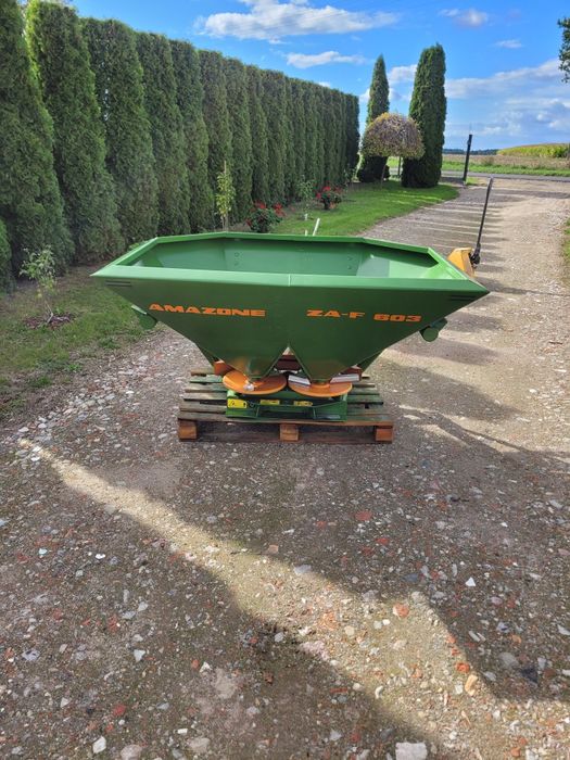 Rozsiewacz Amazone 603