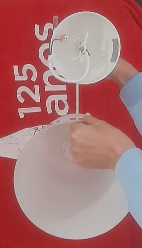 Vendo candeeiro branco opaco de vidro Ikea