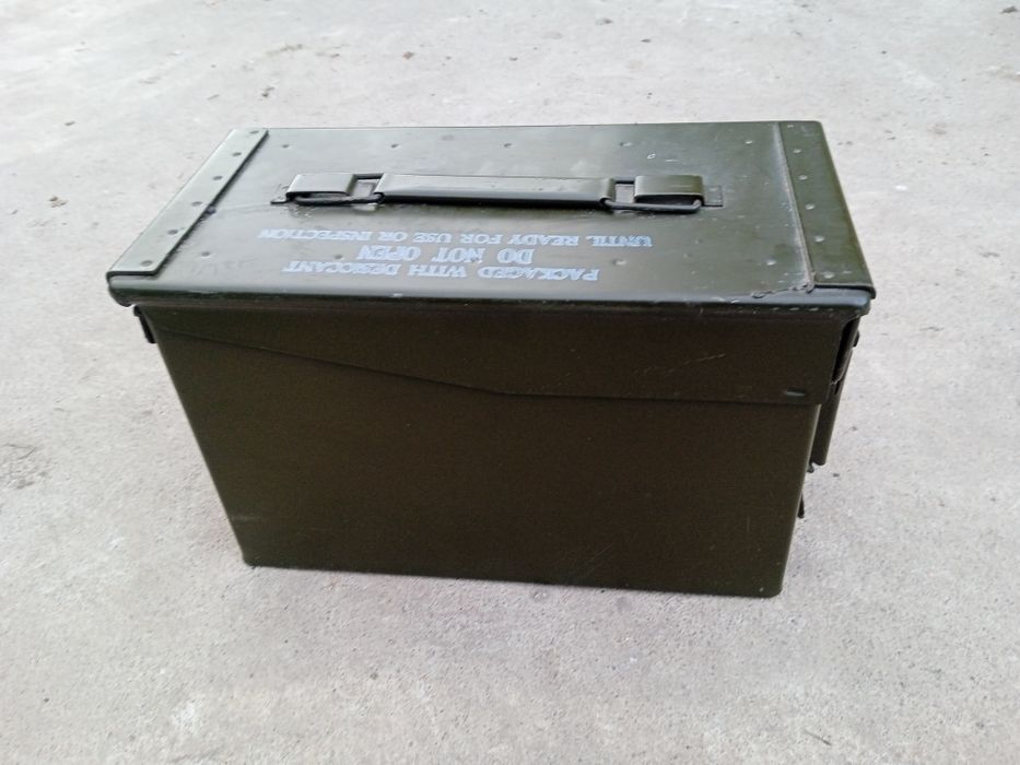 Ящик від боєприпасів