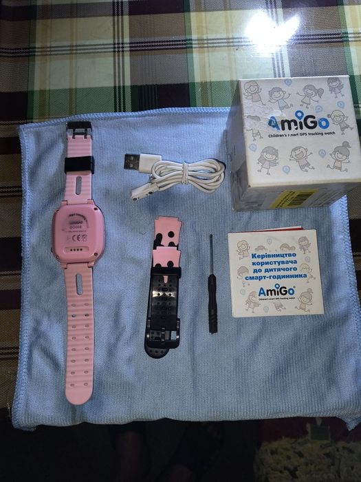 Дитячий годинник AmiGo GO008 Milky GPS WIFI Pink (с сим-картой)