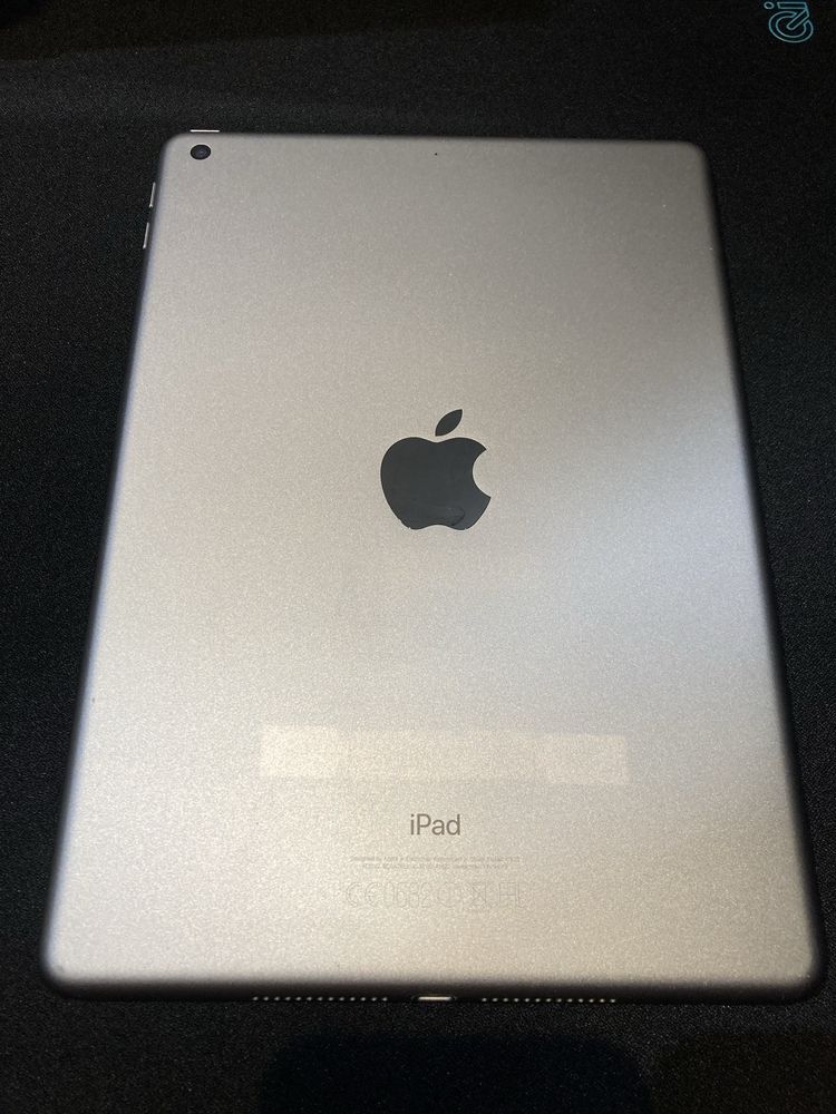 Apple IPad 5 32GB WI-FI, w dobrym stanie