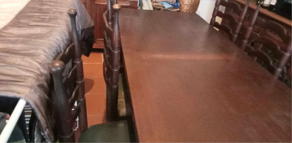 Mesa em madeira rustica
