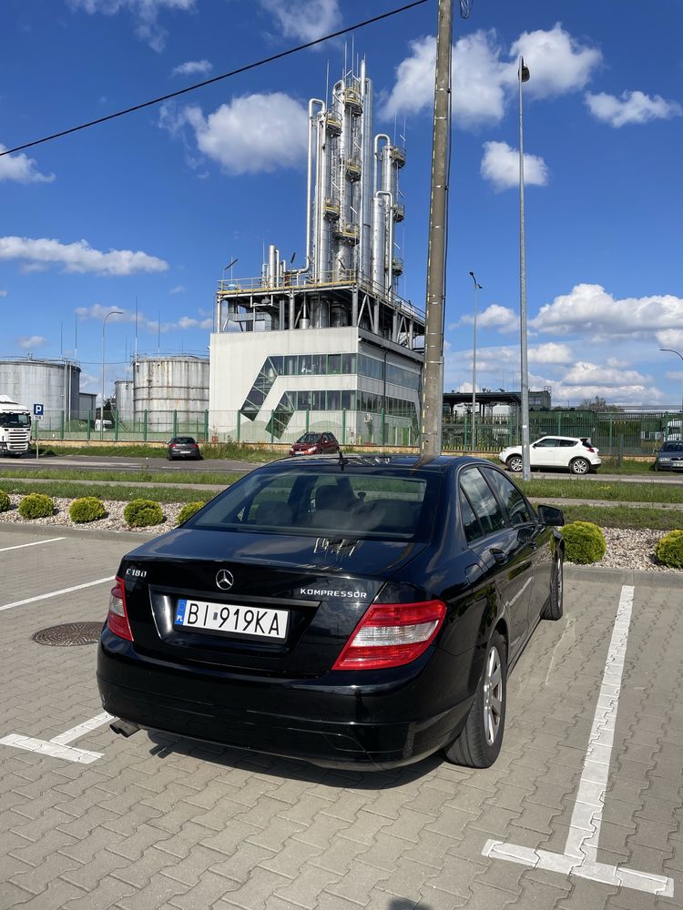 Mercedes Benz