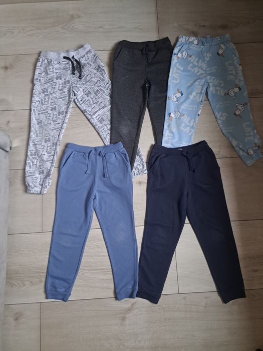 Spodnie chłopięce roz 122-128