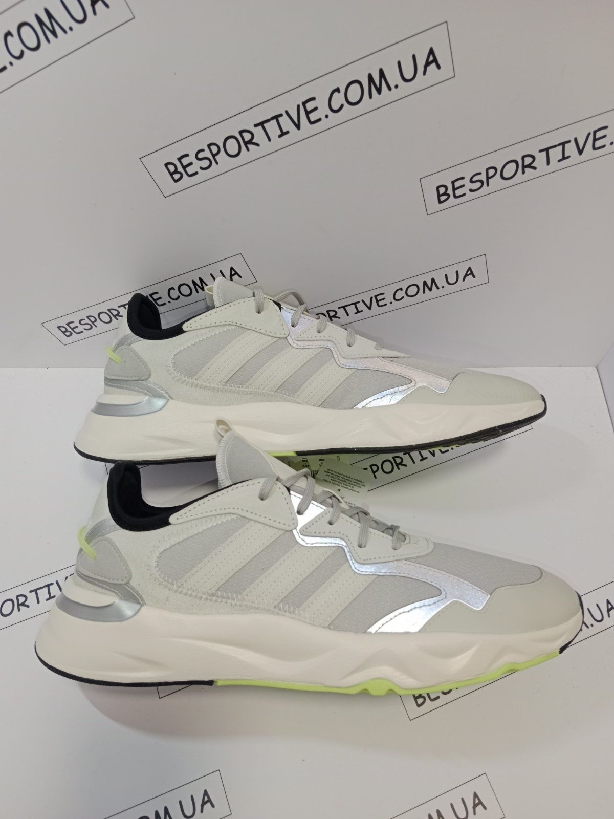 ОРИГІНАЛ кросівки adidas FutureFlow trainers