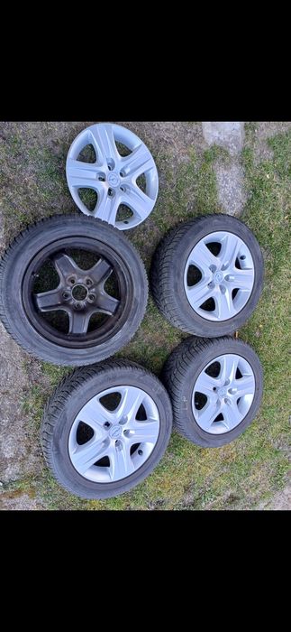 Opony zimowe kola 205/55/16 felgi kpl 4 szt