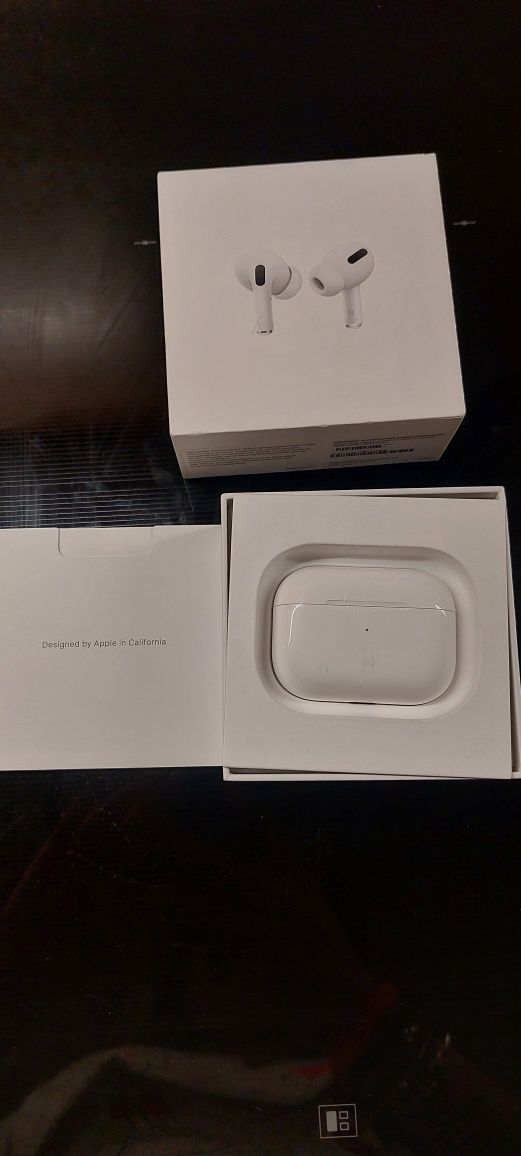 Słuchawki bezprzewodowe Apple Airpods pro