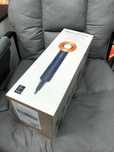 Nowa inteligentna naddźwiękowa suszarka do włosów Dyson HD08