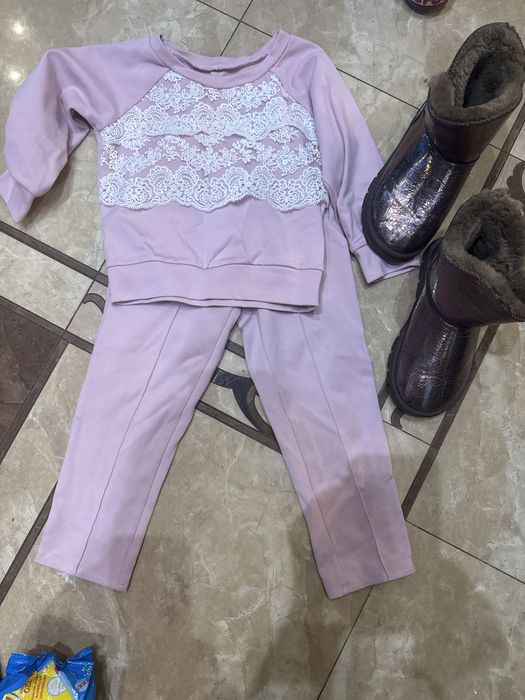 Детские вещи и обувь