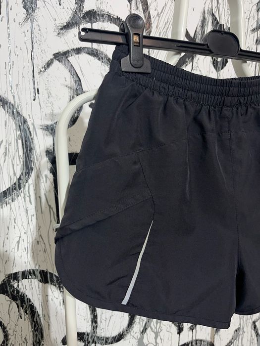 Спортивні шорти new balance бігові, оригінал, зручні, з підкладкою