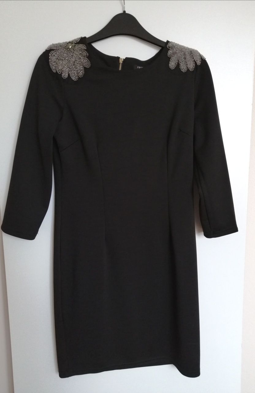 Sukienka mała czarna Freesia Collection rozm. 36 wyprzedaż garderoby