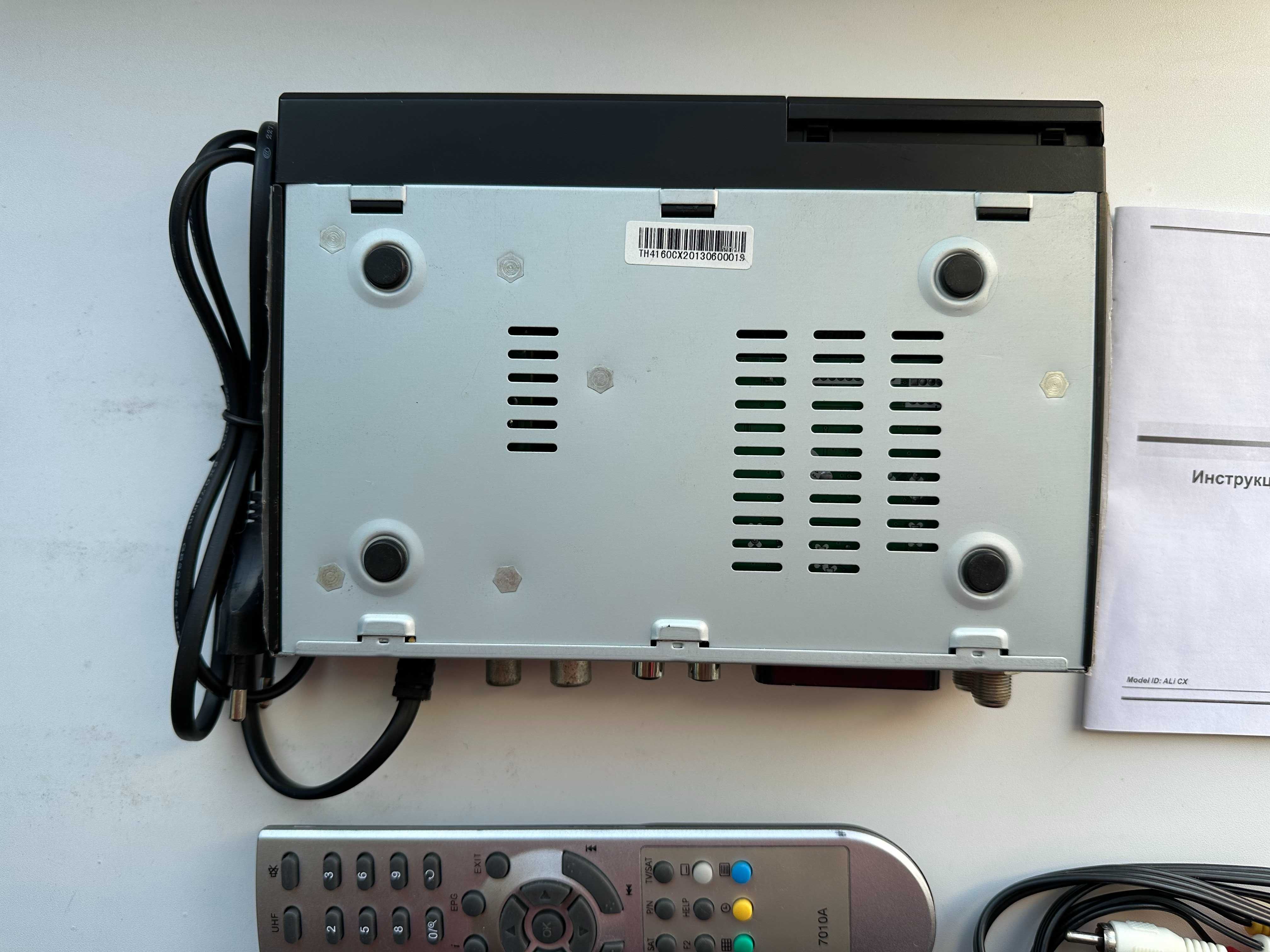 Супутникові ресівери / тюнери Technosat (4060CX - 2шт, 4160CX - 1шт)