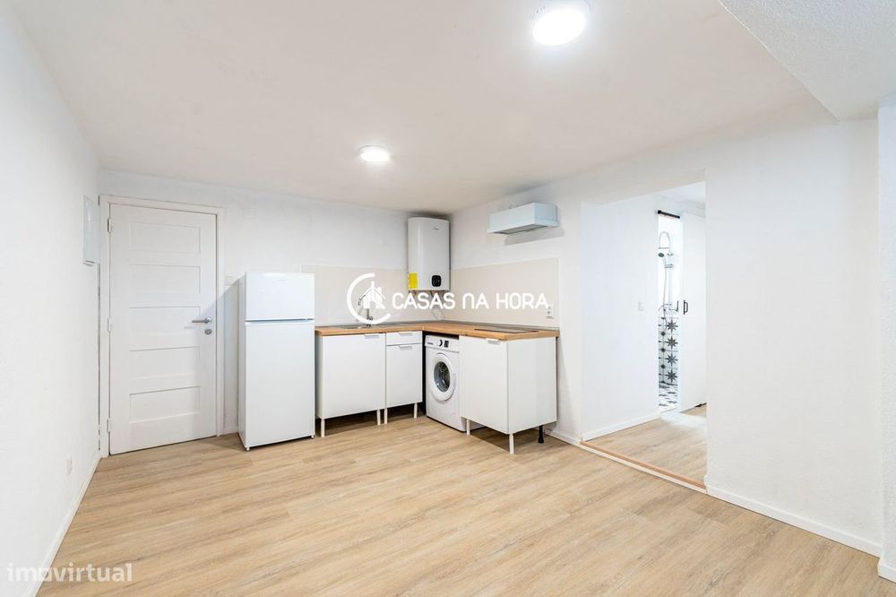 T1 renovado junto aos Bombeiros da Parede