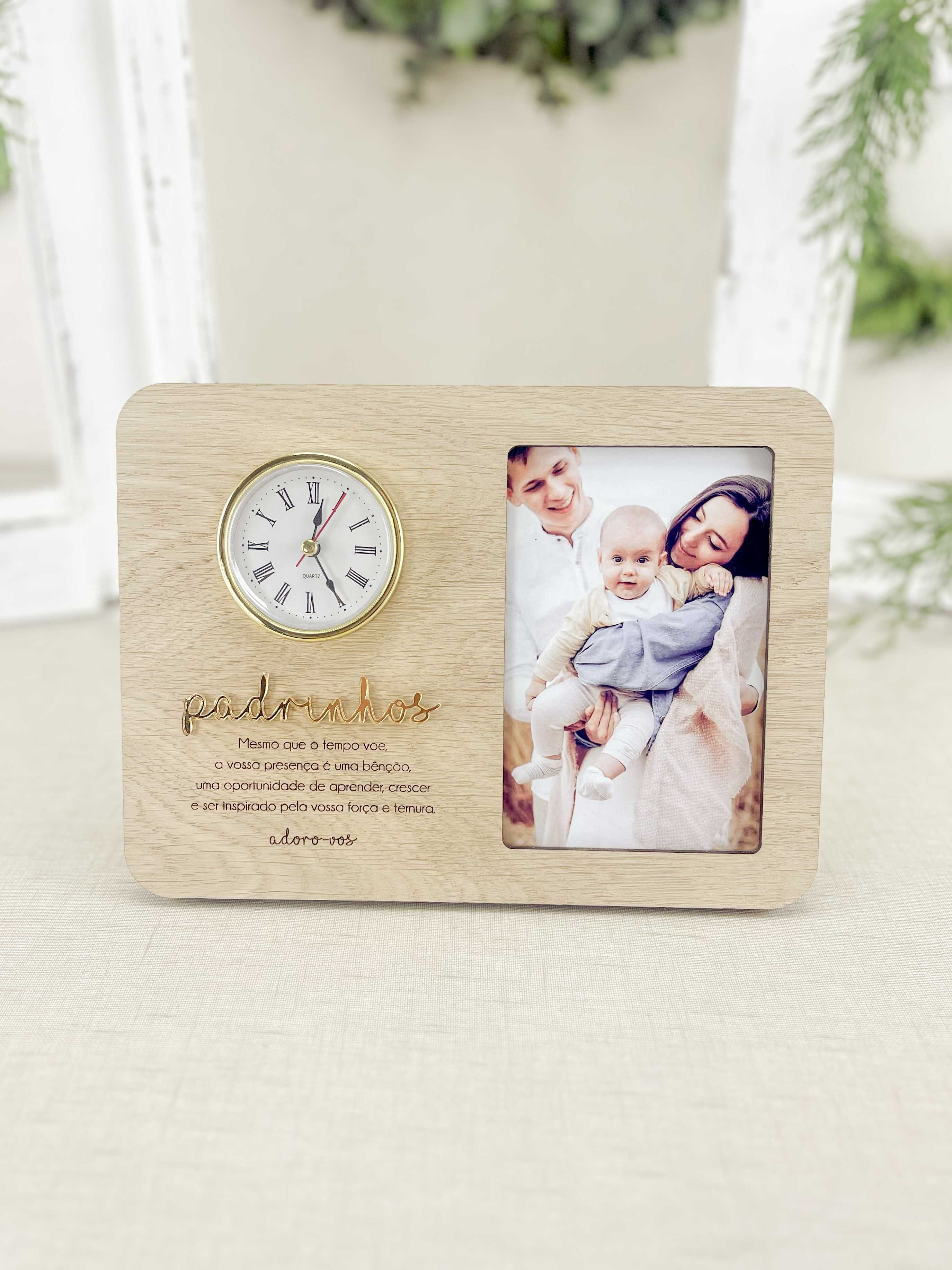 Moldura com relógio / texto personalizado