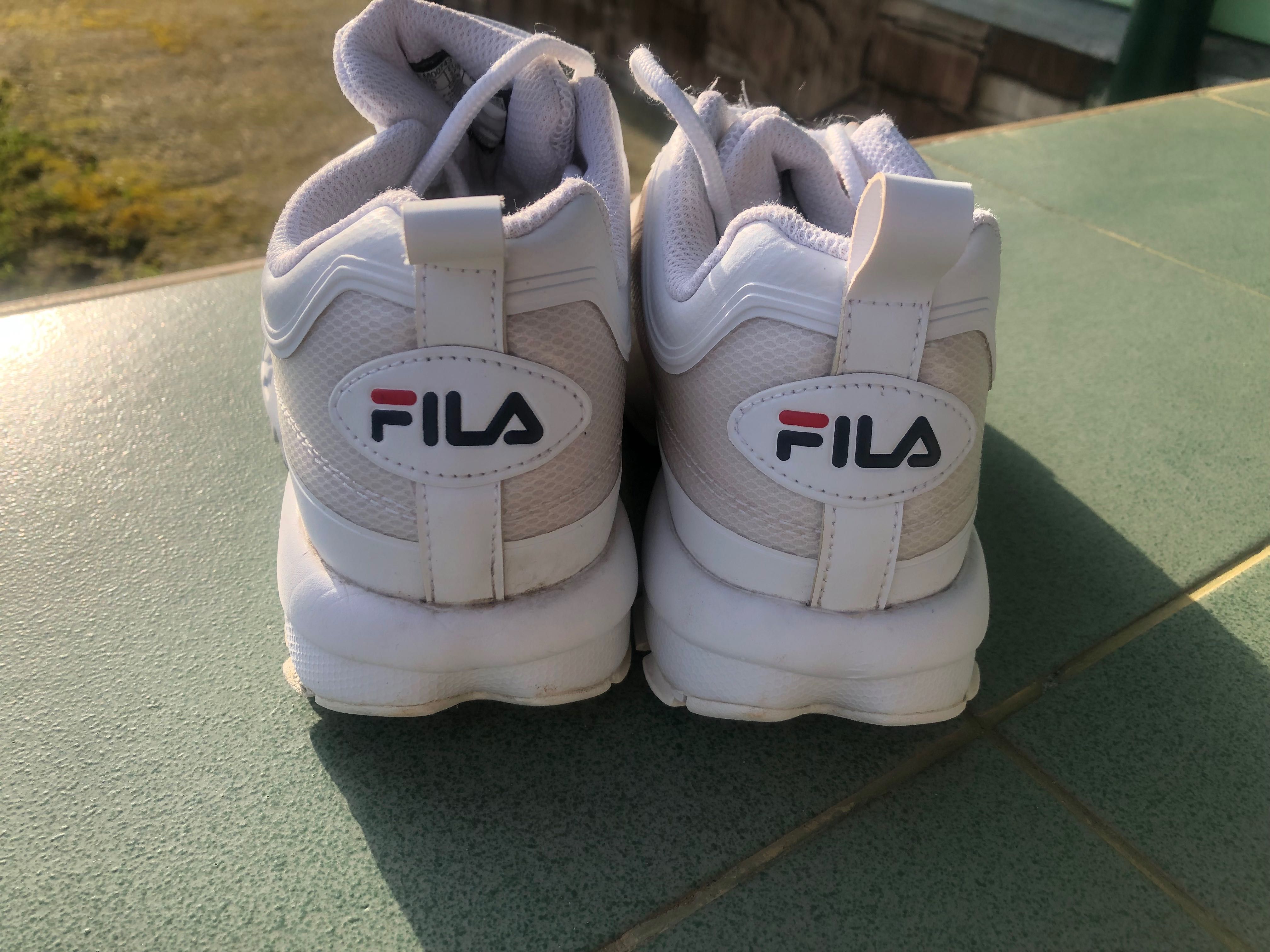 Оригінал білі Fila 37 жіночі дитячі кросівки Кроссовки белые