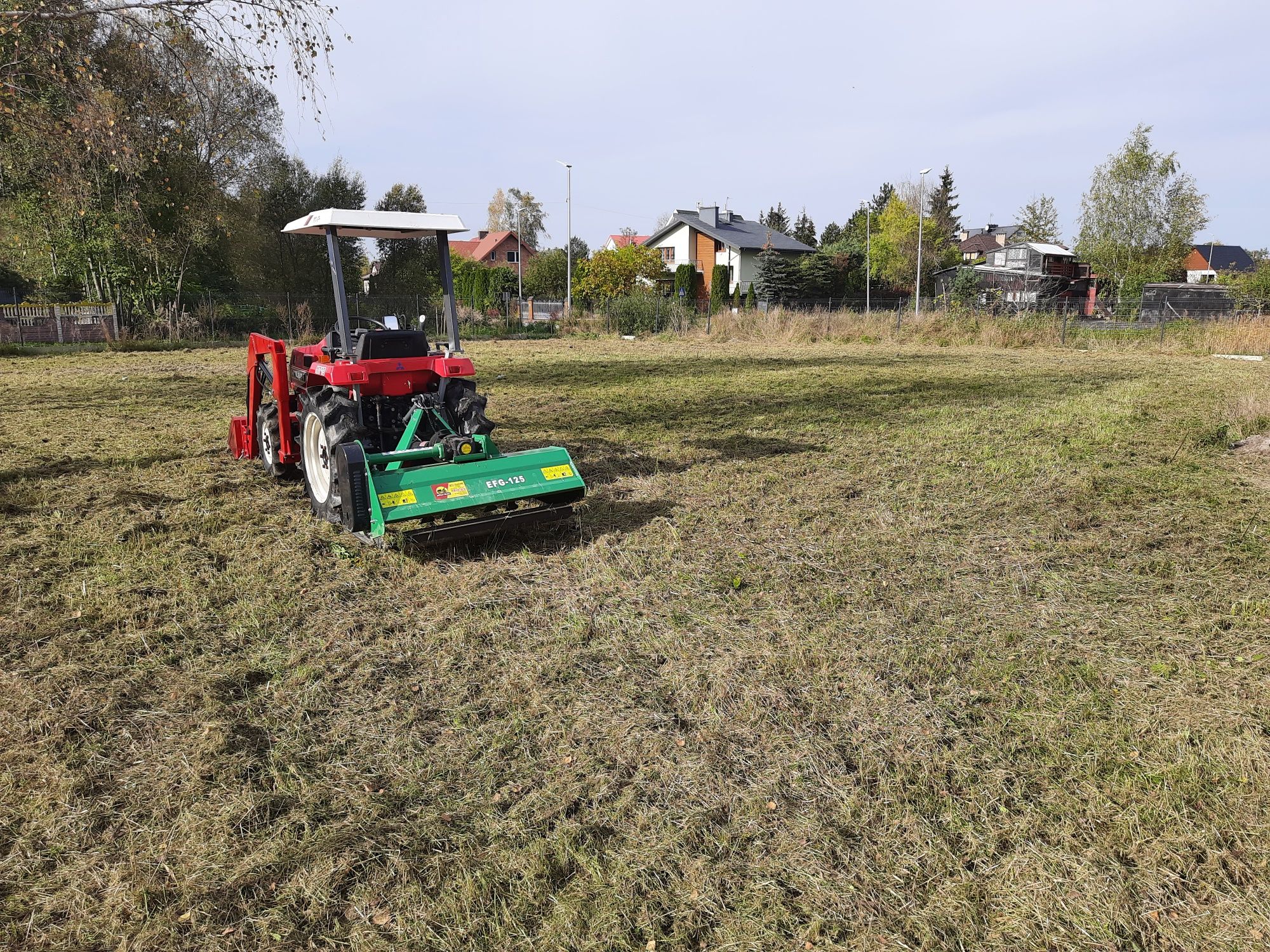 Zakładanie trwaników, glebogryzarka separacyjna, koszenie traw, rębak