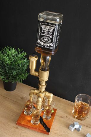 Nalewak dozownik dyspenser whisky wódka na 4 kieliszki