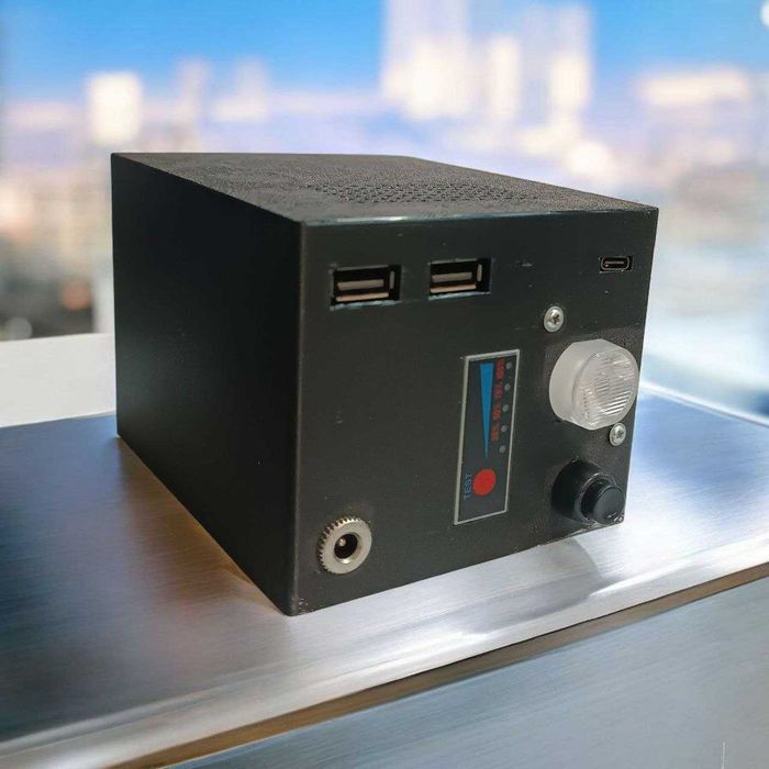 Павербанк/Аккумулятор LI-Ion 12 В 15Аг/ зарядна станція