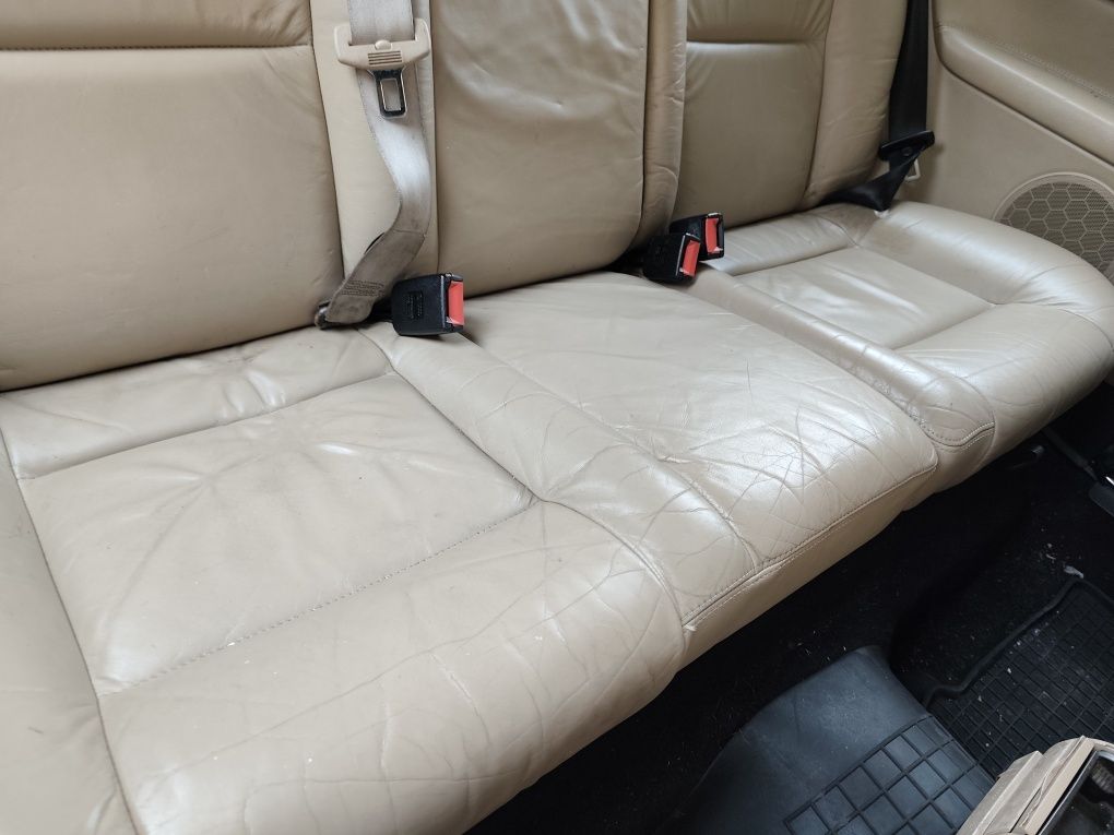 Recaro fotele skórzane, środek, wnętrze