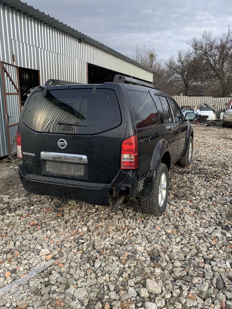 Разборка Nissan Pathfinder R51 Navara D40 08г 2,5d стекло диск крыло