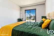 Apartamento T2 em Quelfes de 72,00 m2