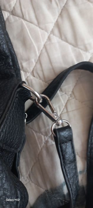 Сумка на плече чорна