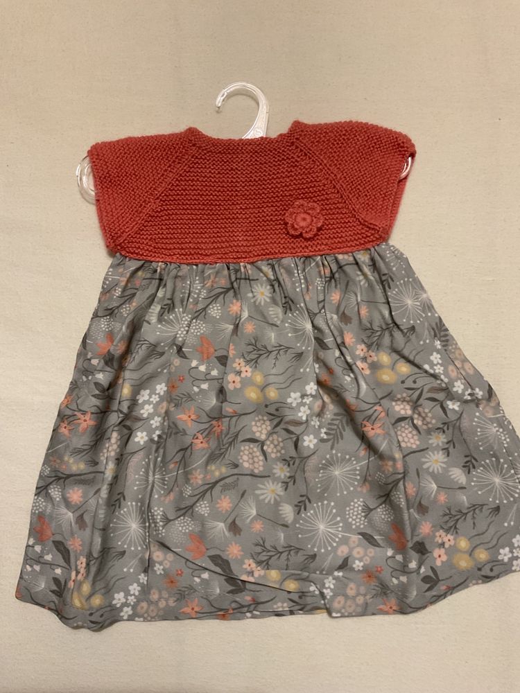 Vestido de criança de 6 a 9 meses
